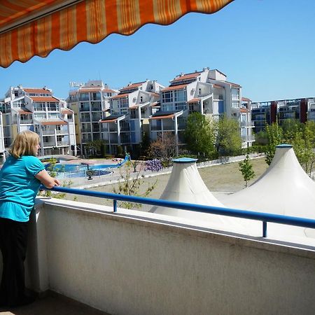 Apartment In Elit 3 Apartcomplex Napospart Kültér fotó